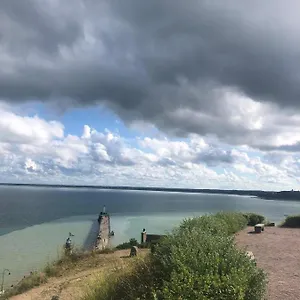 Rue Georges V - Port De La Houle , Cancale France