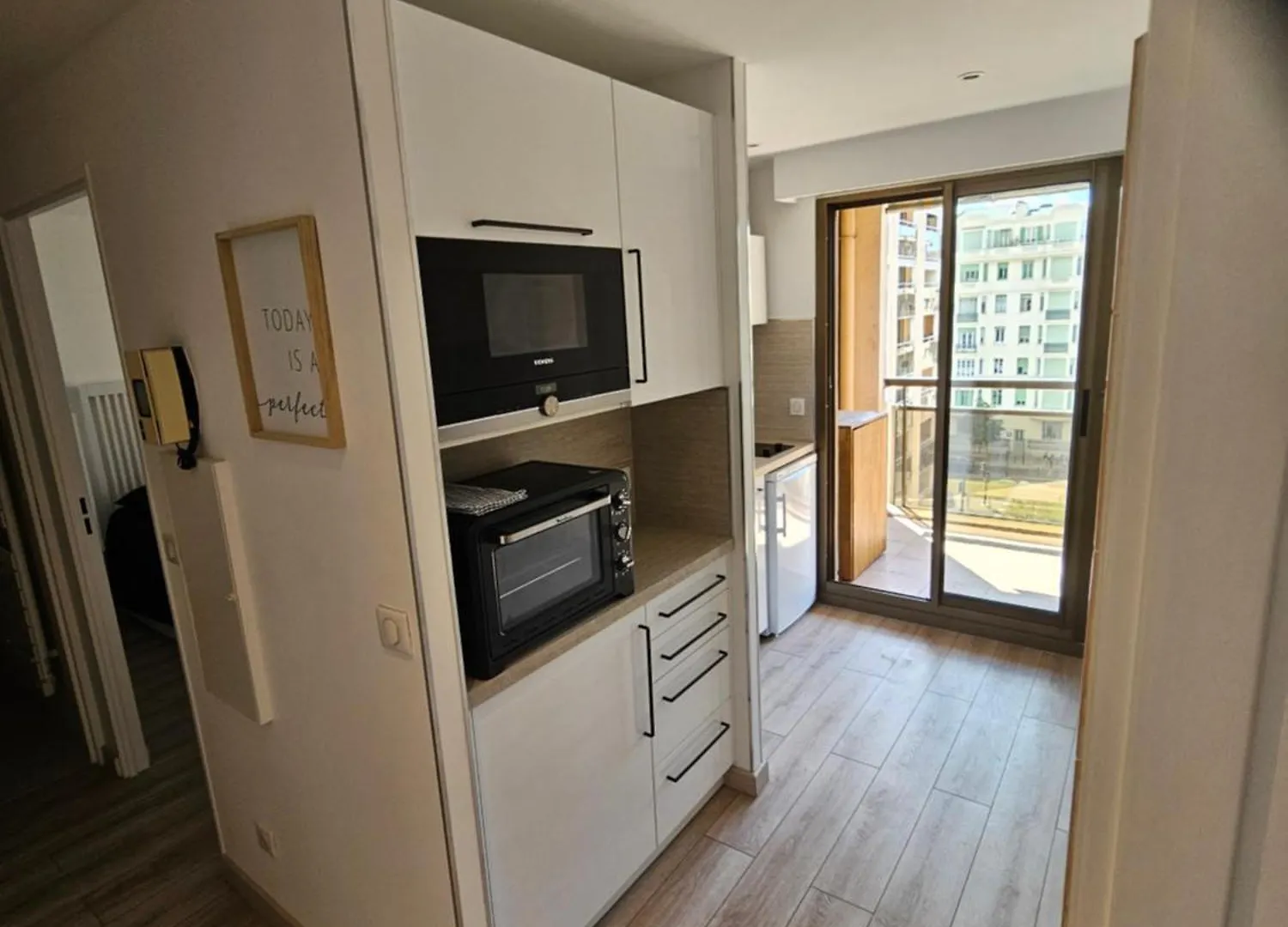 Beautiful 1 Bedroom Flat Nice Apartment